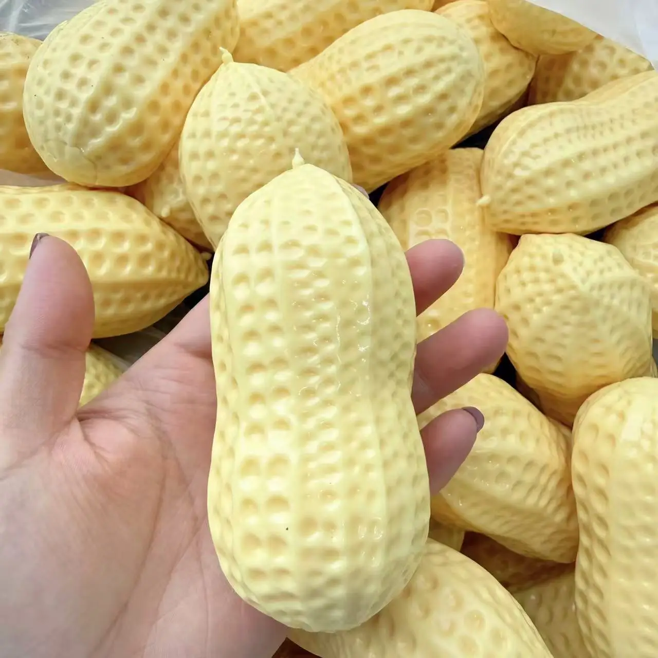 1pcs Big Size Peanut Squishy T - Party Games For Adults And Kids ulasan dan harga