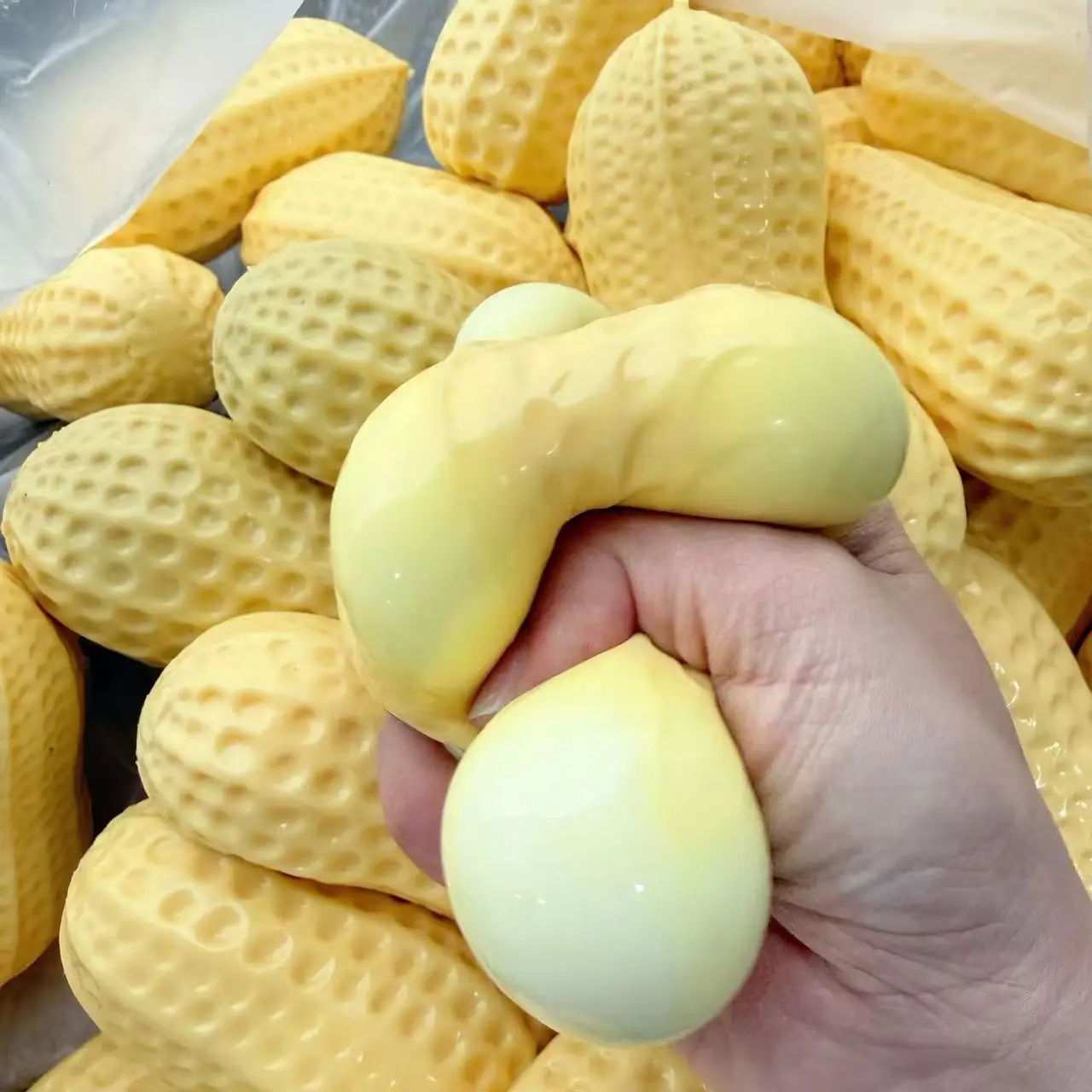 1pcs Big Size Peanut Squishy T - Party Games For Adults And Kids ulasan dan harga